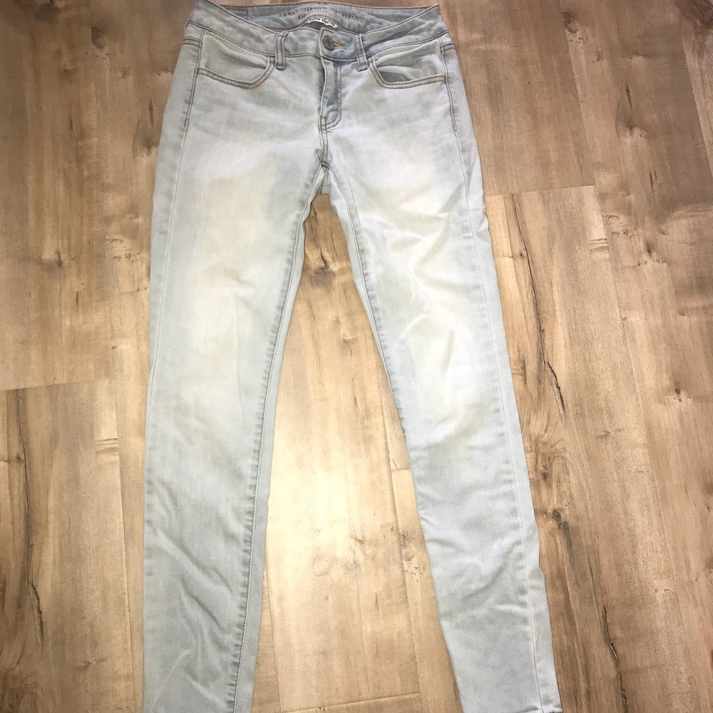 American eagle super stretch light wash jeans